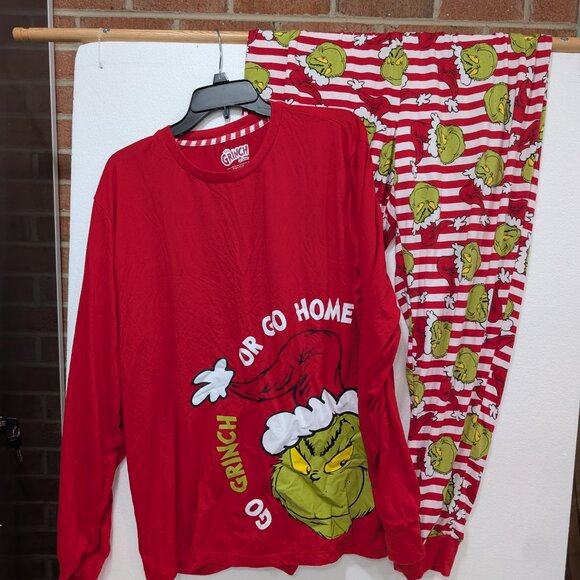 Adult Grinch Pajamas or loungewear - Picture 7 of 7